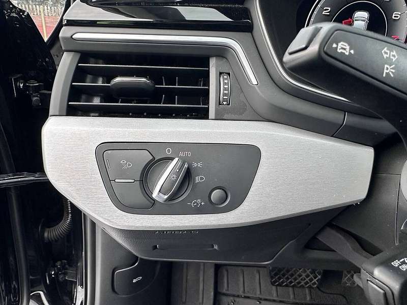 A4 Steering wheel