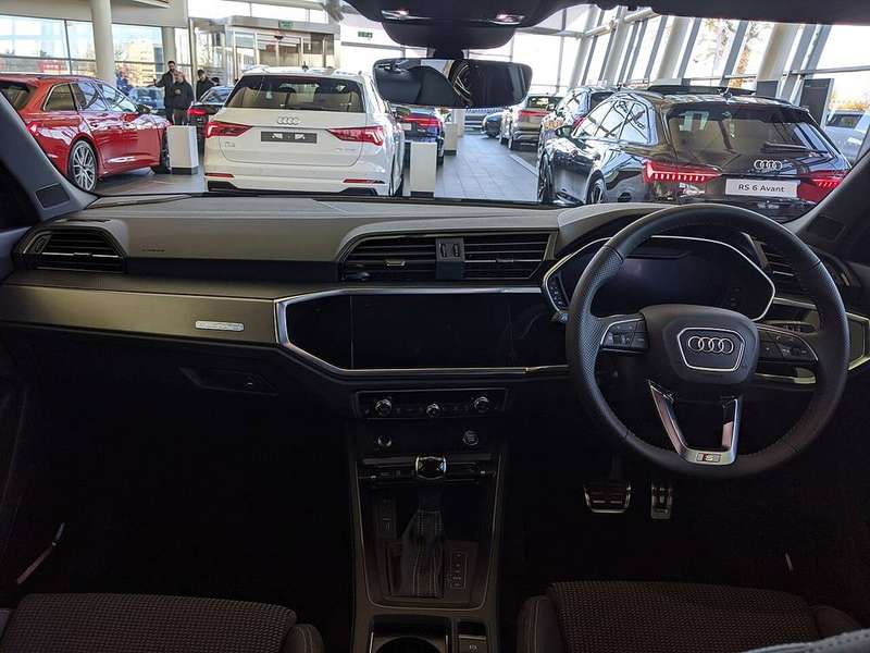 Q3 Sportback Interior