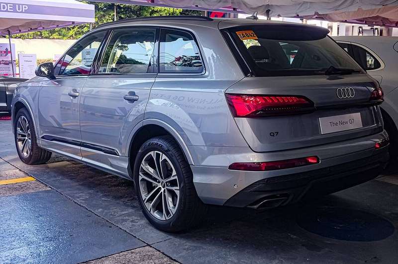Q7 Exterior