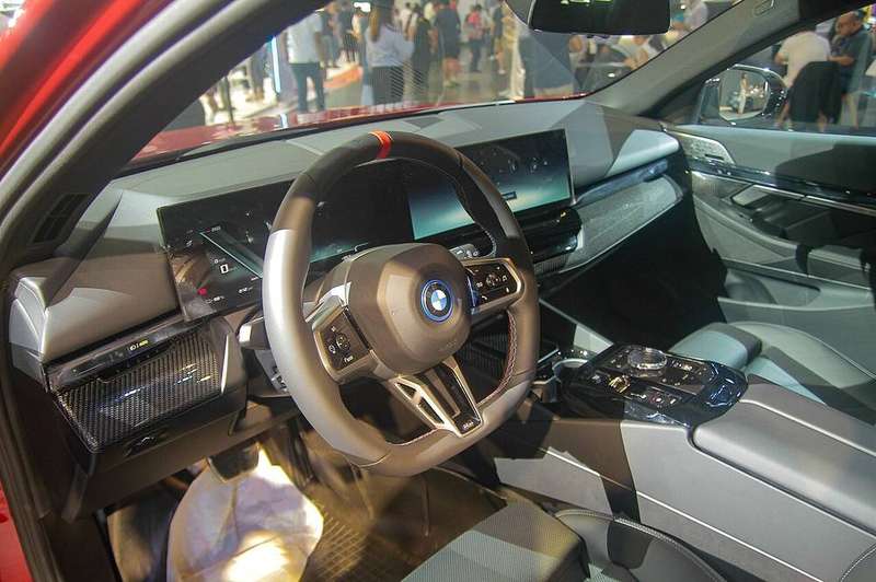 i5 Interior
