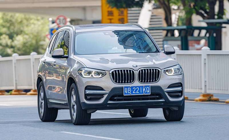 X3 Exterior