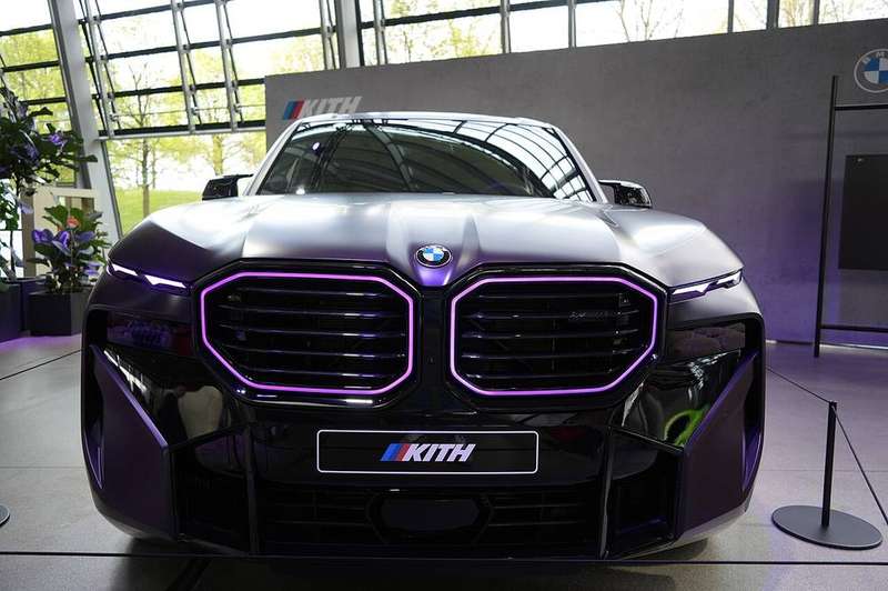 XM Exterior