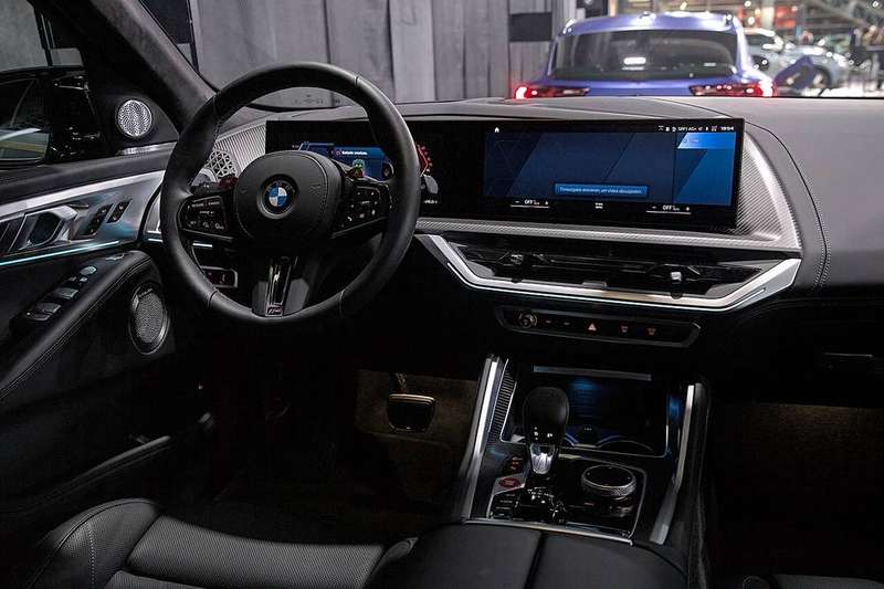 XM Exterior
