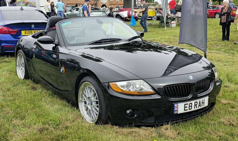 Z4 Exterior