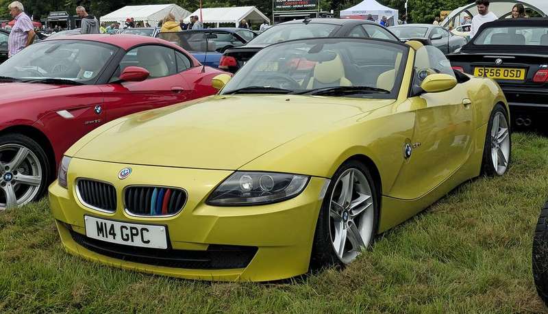 Z4 Exterior