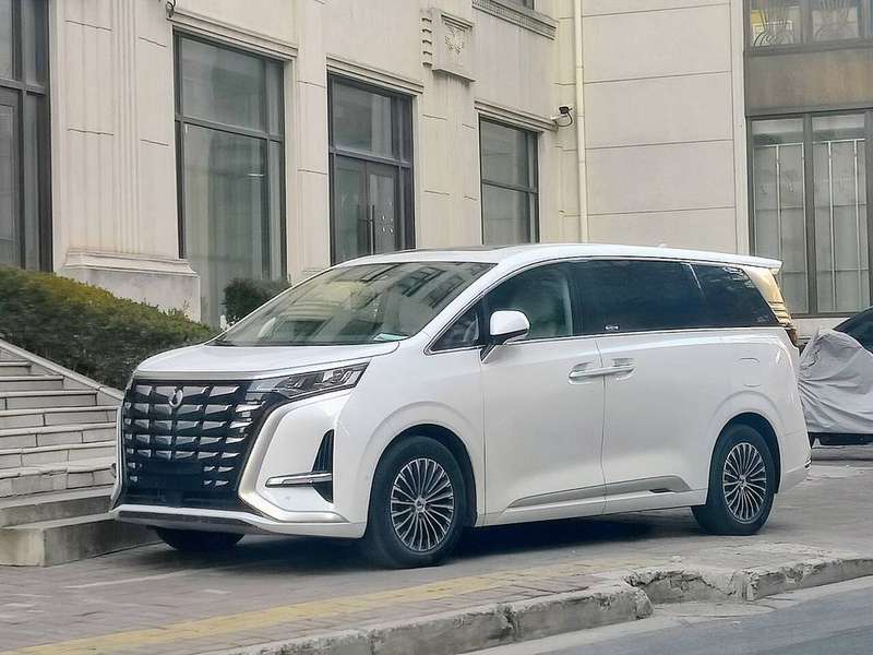 D9 Exterior