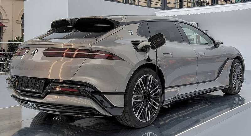 Z9 GT Exterior