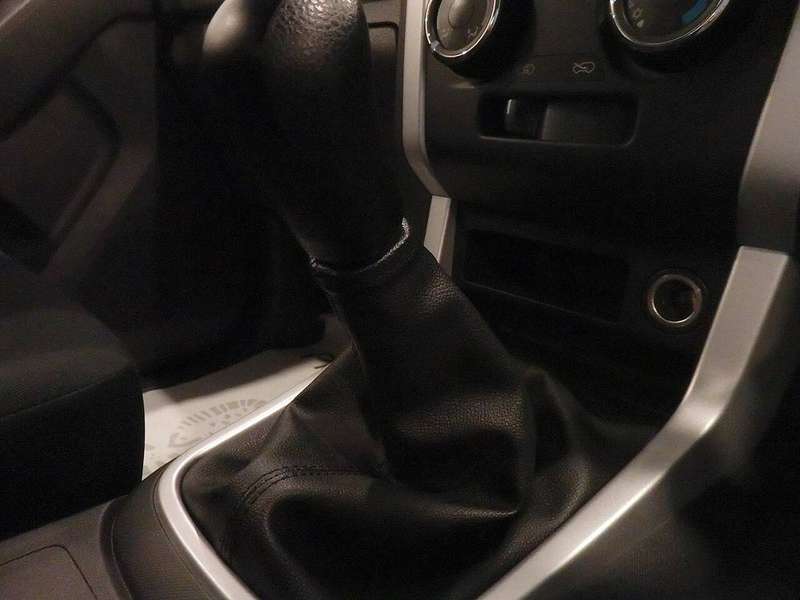 D-Max Bootspace