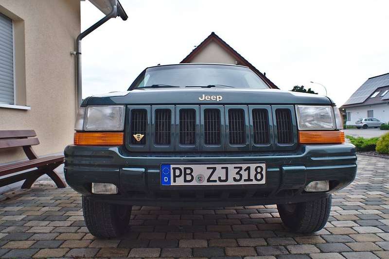 Grand Cherokee Exterior