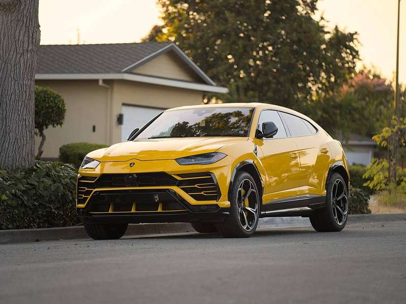Urus Exterior