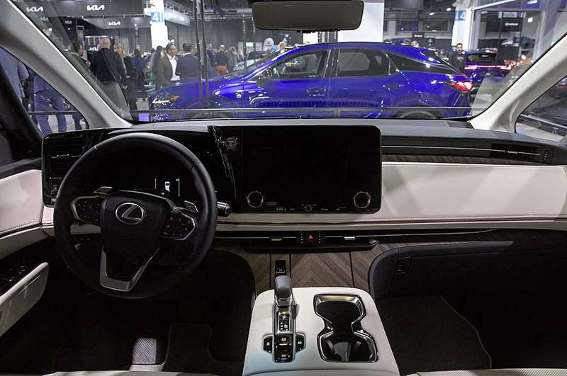 LM Exterior
