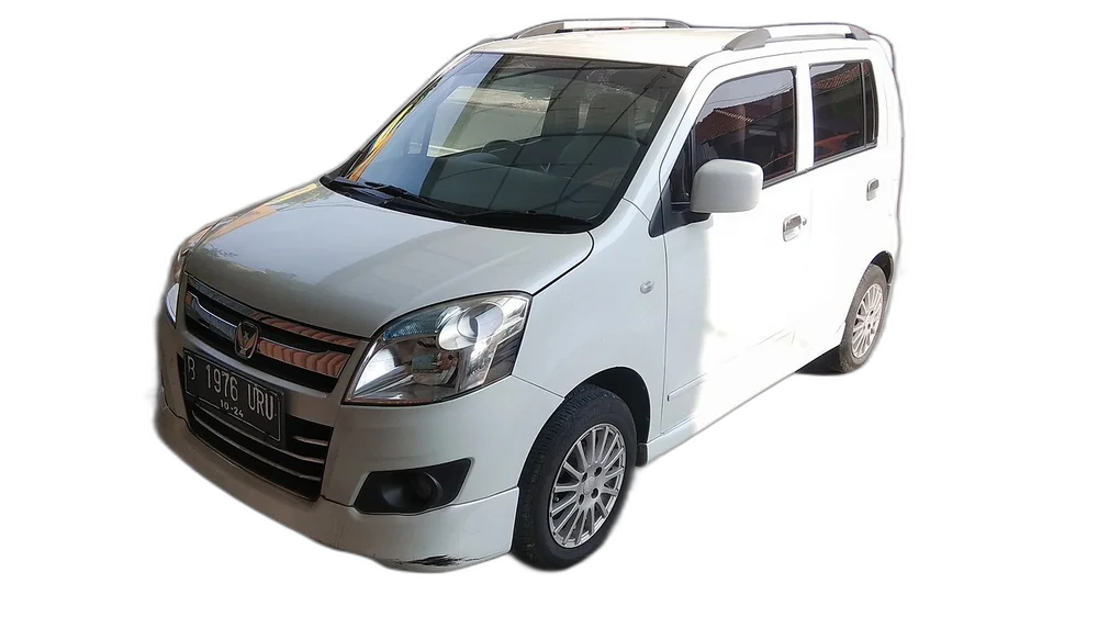 Wagon R — real photo, background removed