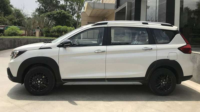 XL6 Exterior
