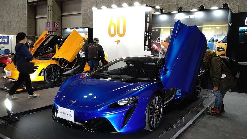 750S Interior