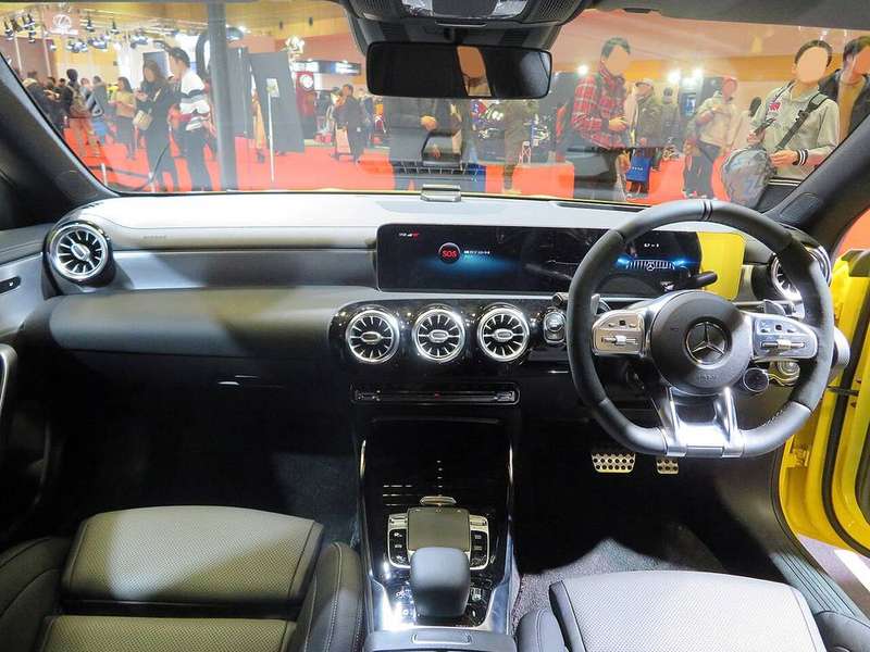 AMG A 45 S Dashboard
