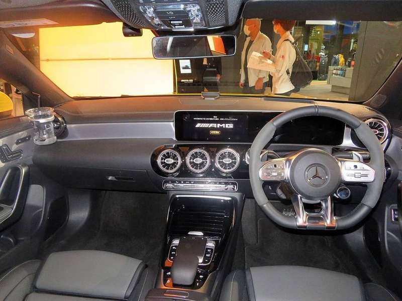 AMG A 45 S Interior