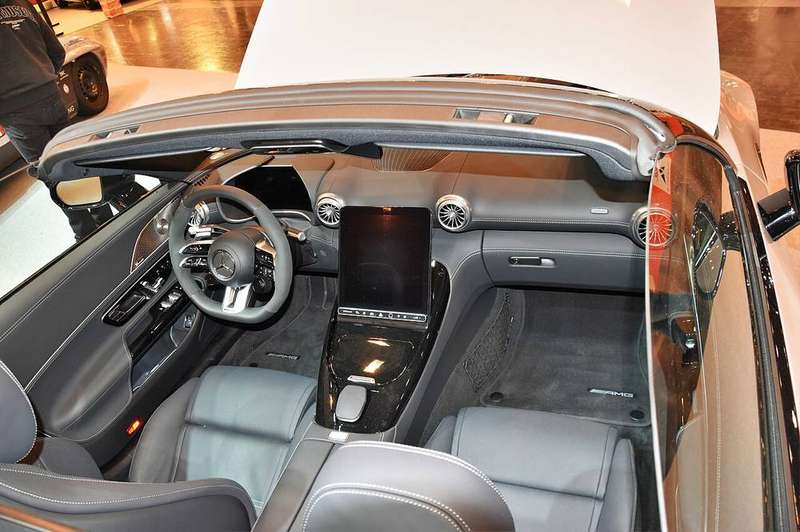 AMG SL Interior