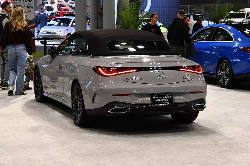 CLE Cabriolet Exterior