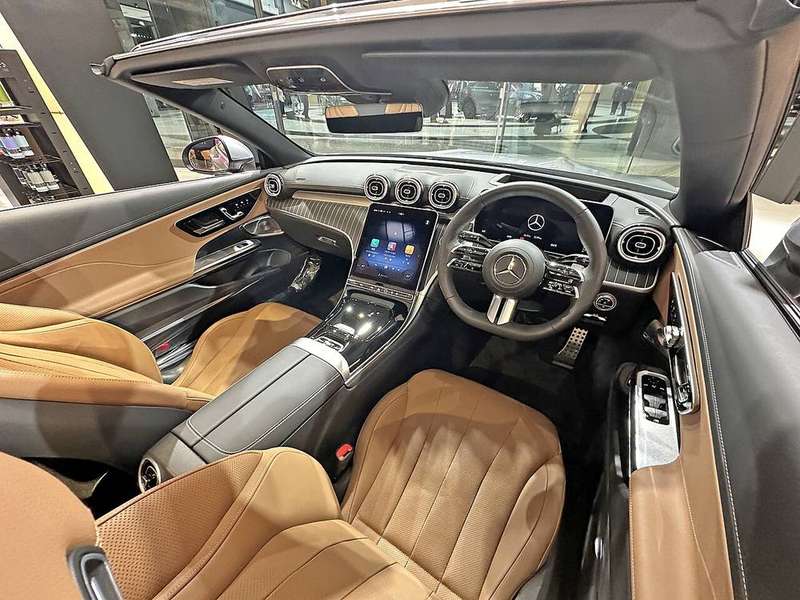 CLE Cabriolet Interior