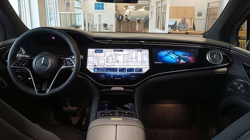 EQS Interior