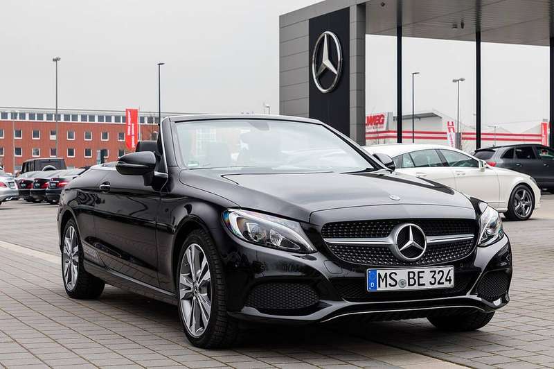 V-Class Exterior