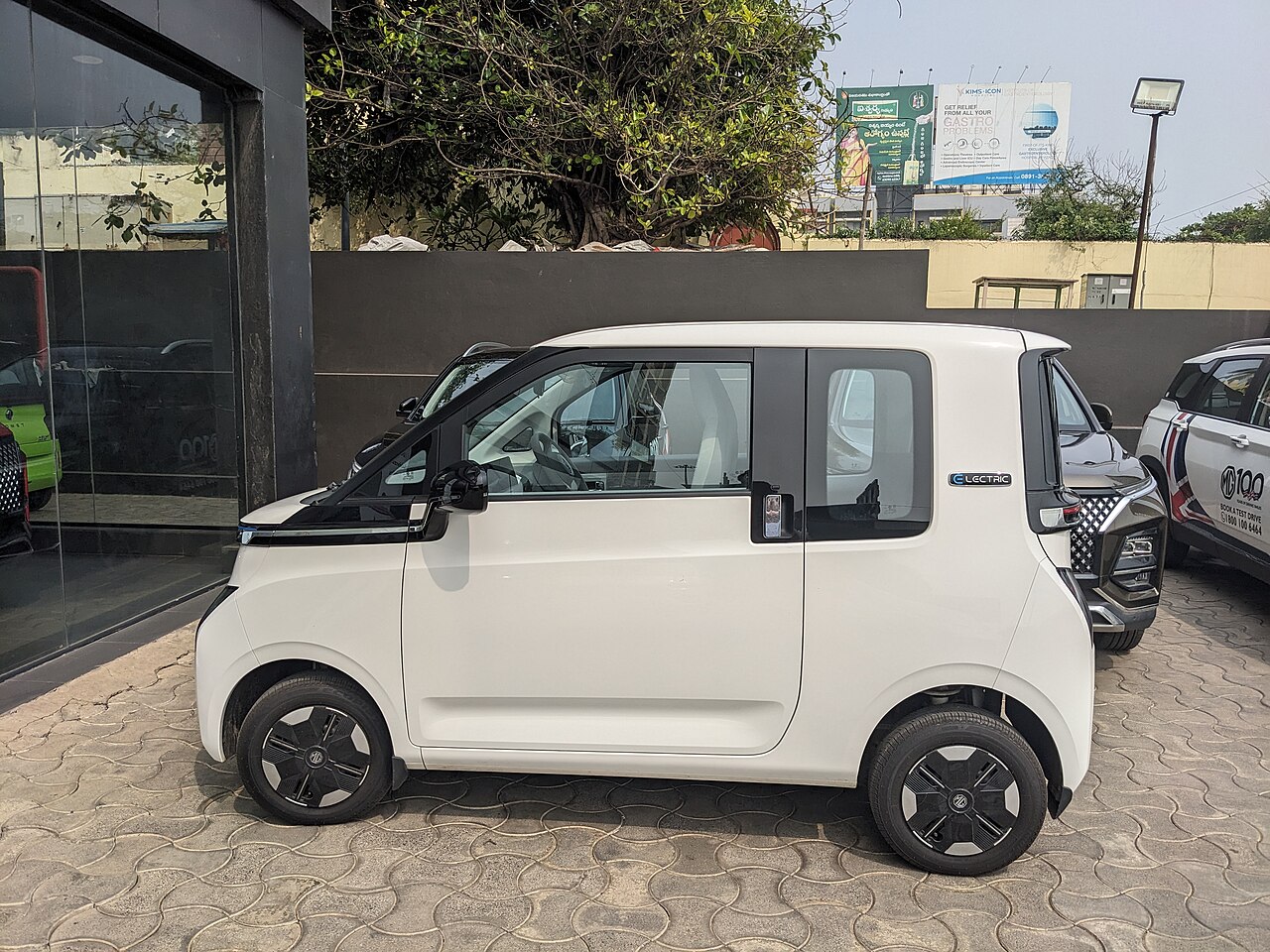 Comet EV — real photo