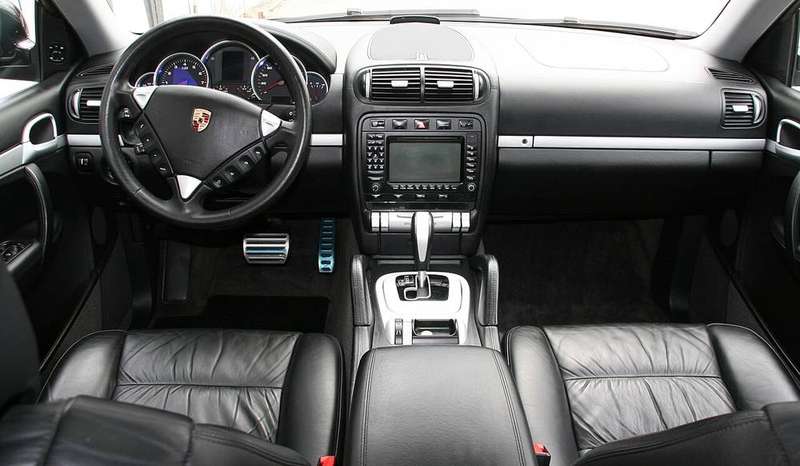 Cayenne Interior