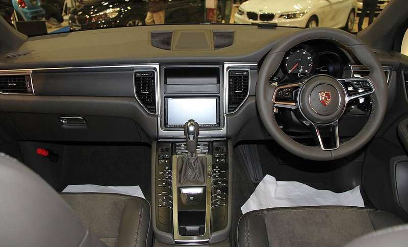 Macan Interior