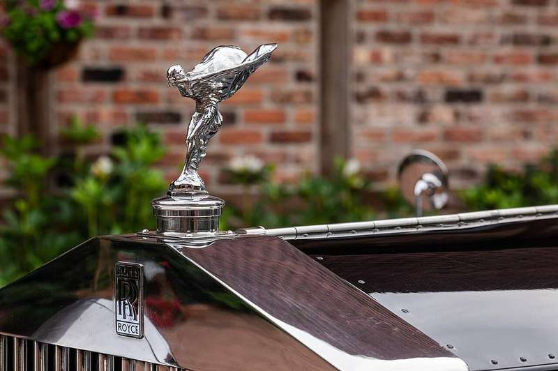 Phantom Exterior