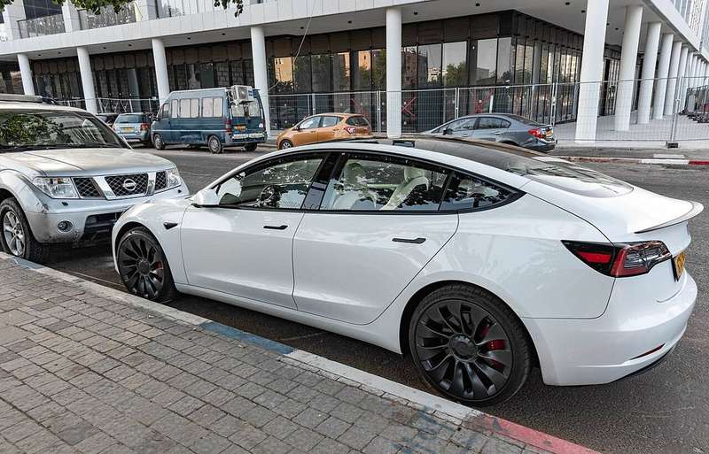 Model 3 Exterior
