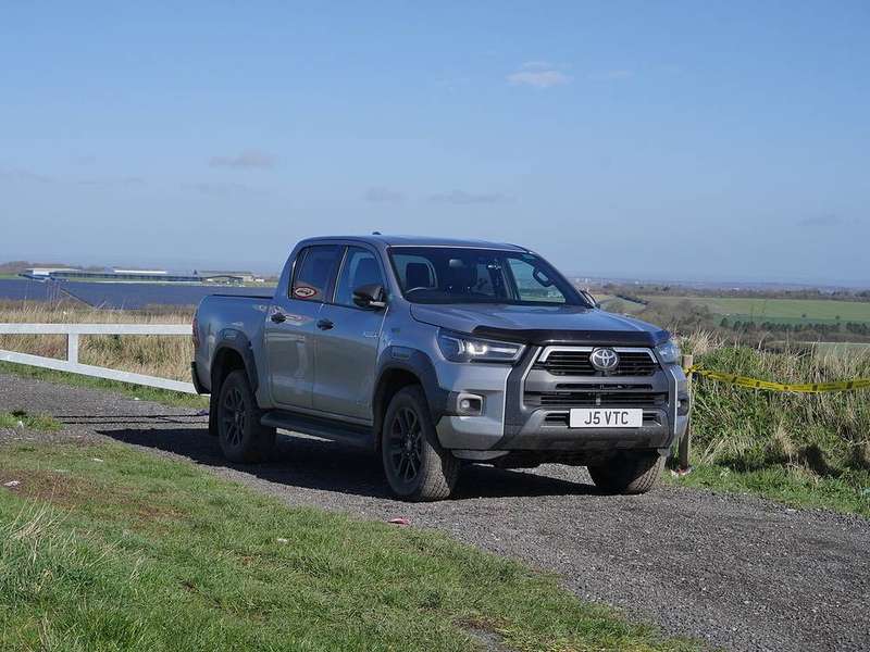 Hilux Exterior