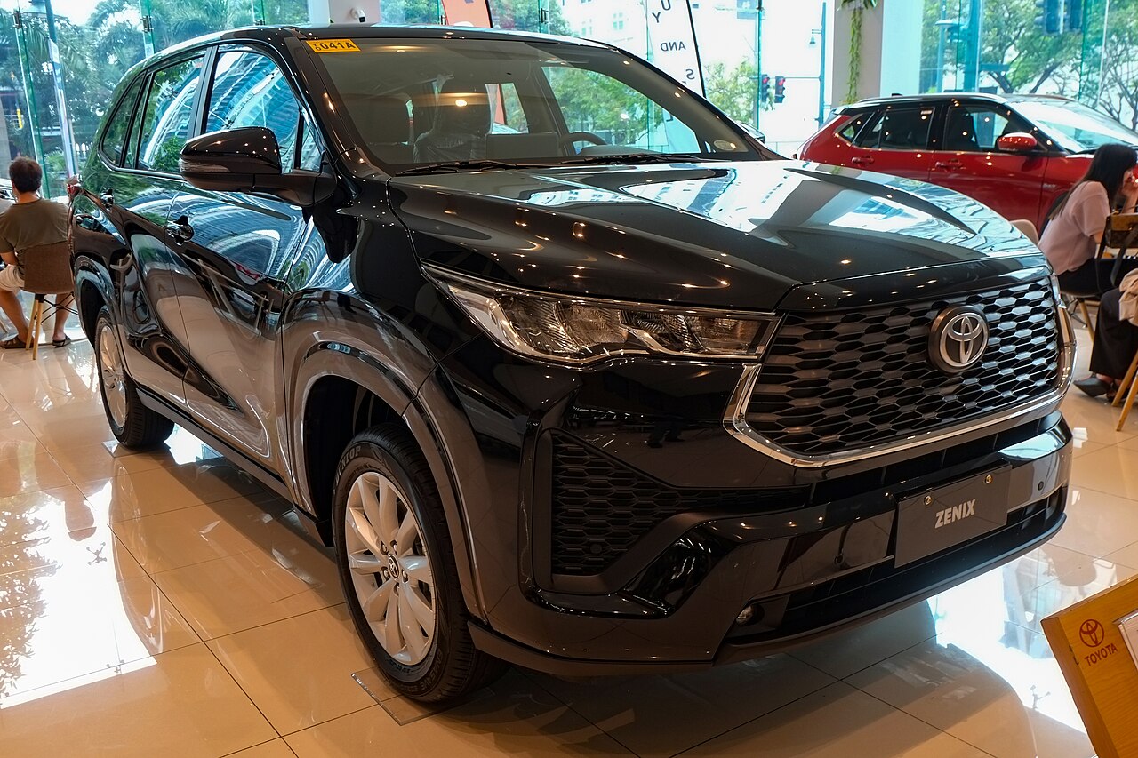 Innova Hycross — real photo