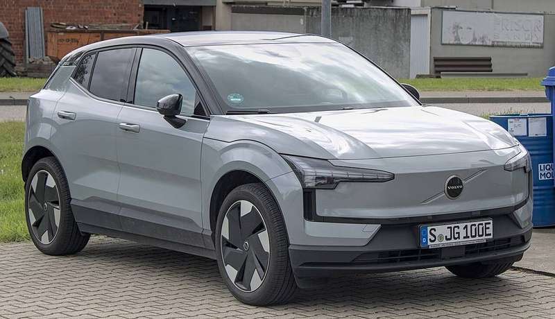 EX30 Exterior
